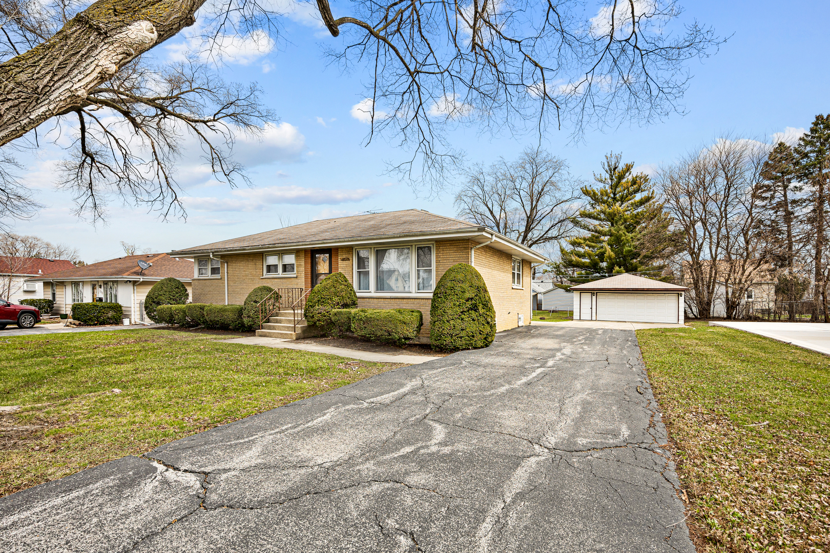 2701 Lee Street, Melrose Park, IL, 60164