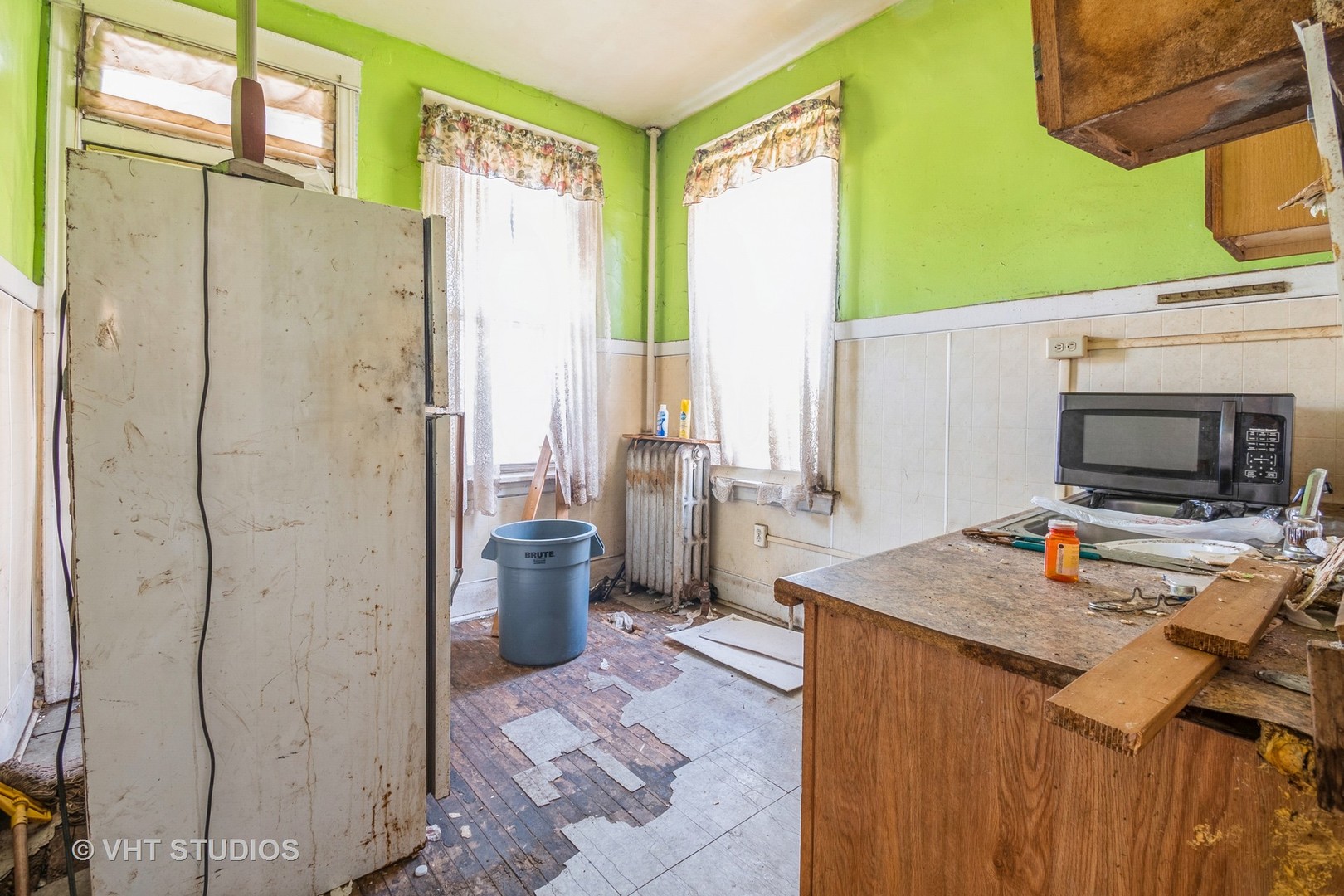 7206 S Champlain Avenue, Chicago, IL, 60619