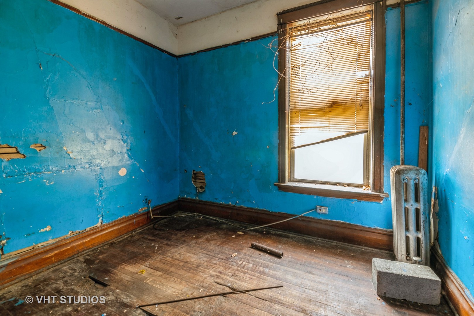 7206 S Champlain Avenue, Chicago, IL, 60619