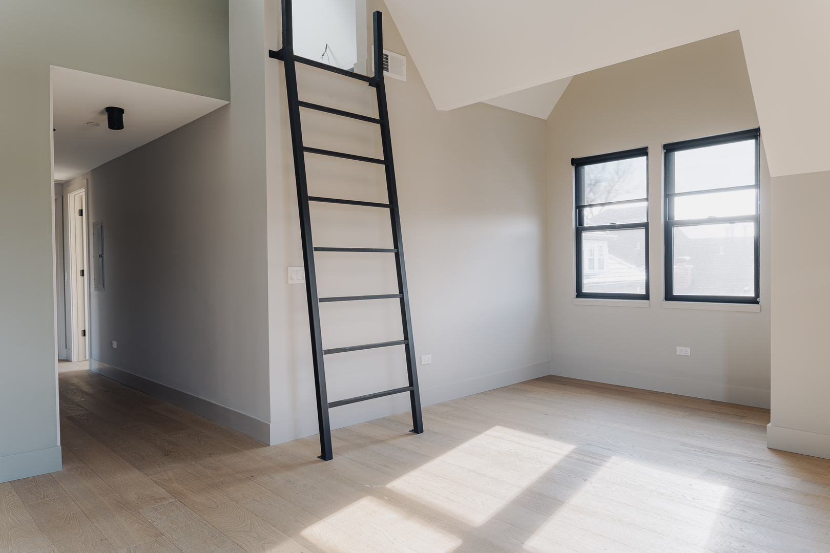 MLS #MRD12608055 image #1