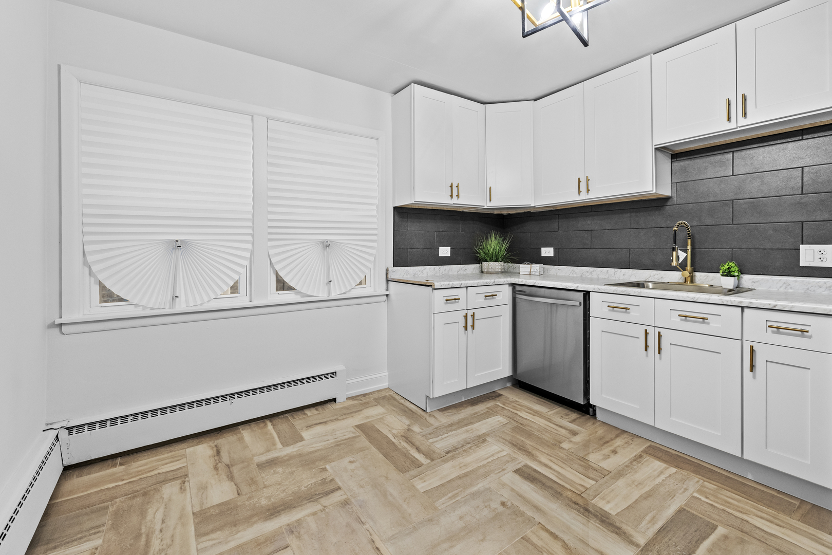 MLS #MRD12608316 image #2