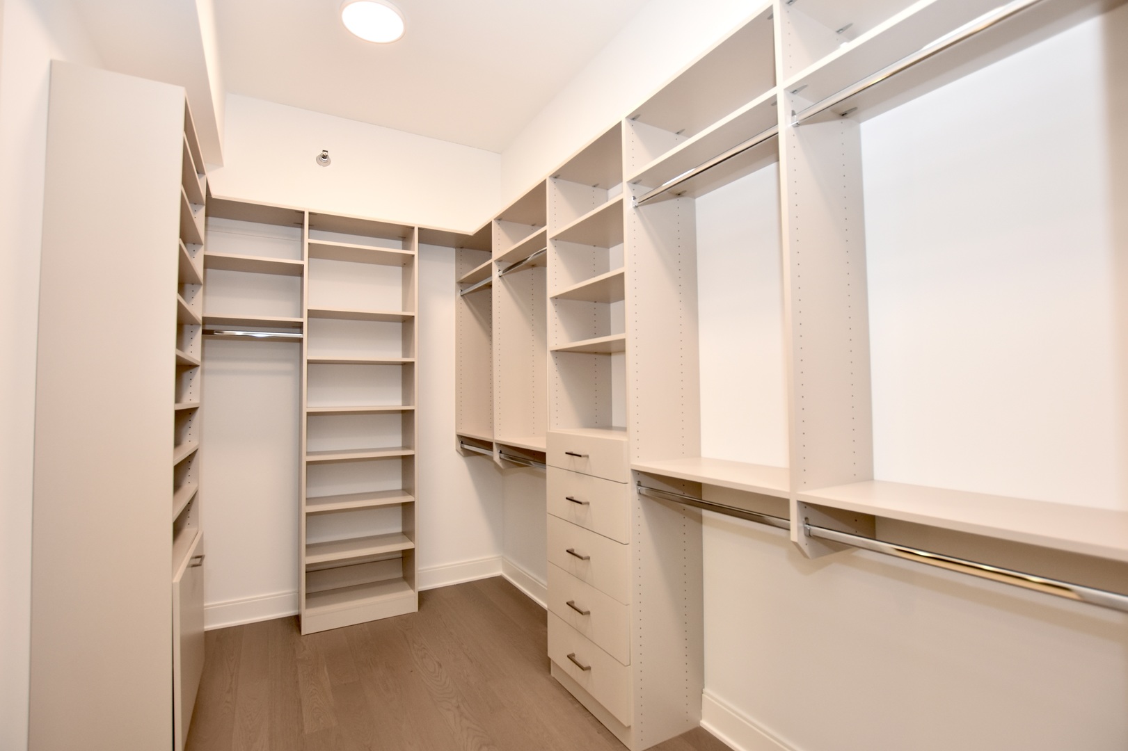 MLS #MRD12609031 image #2