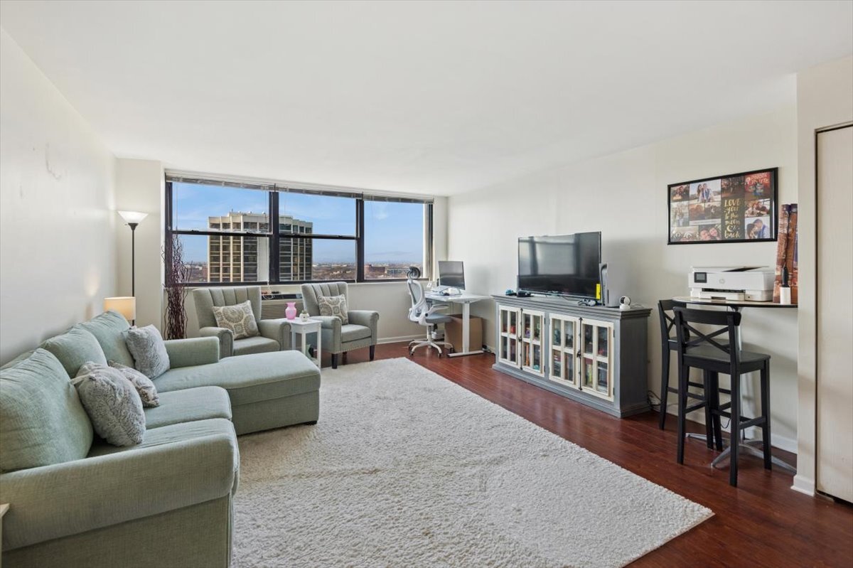 MLS #MRD12602118 image #3