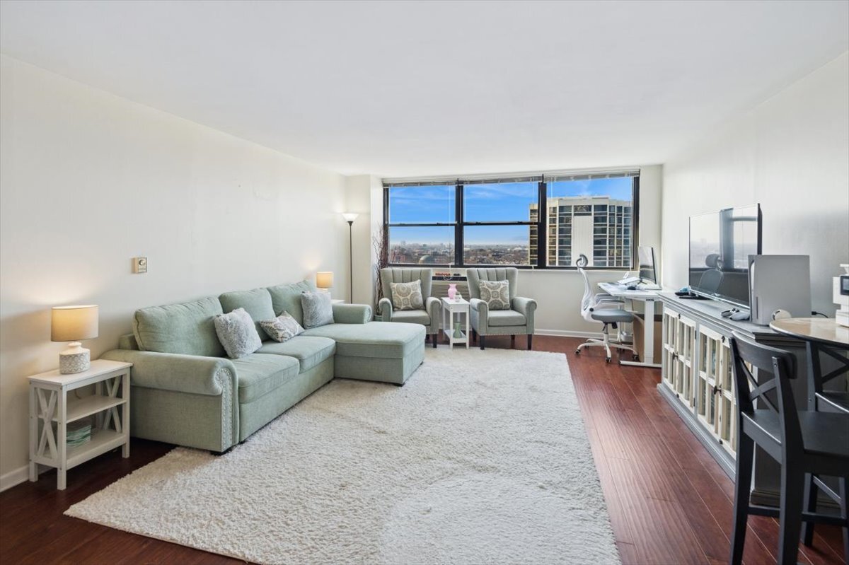 MLS #MRD12602118 image #2