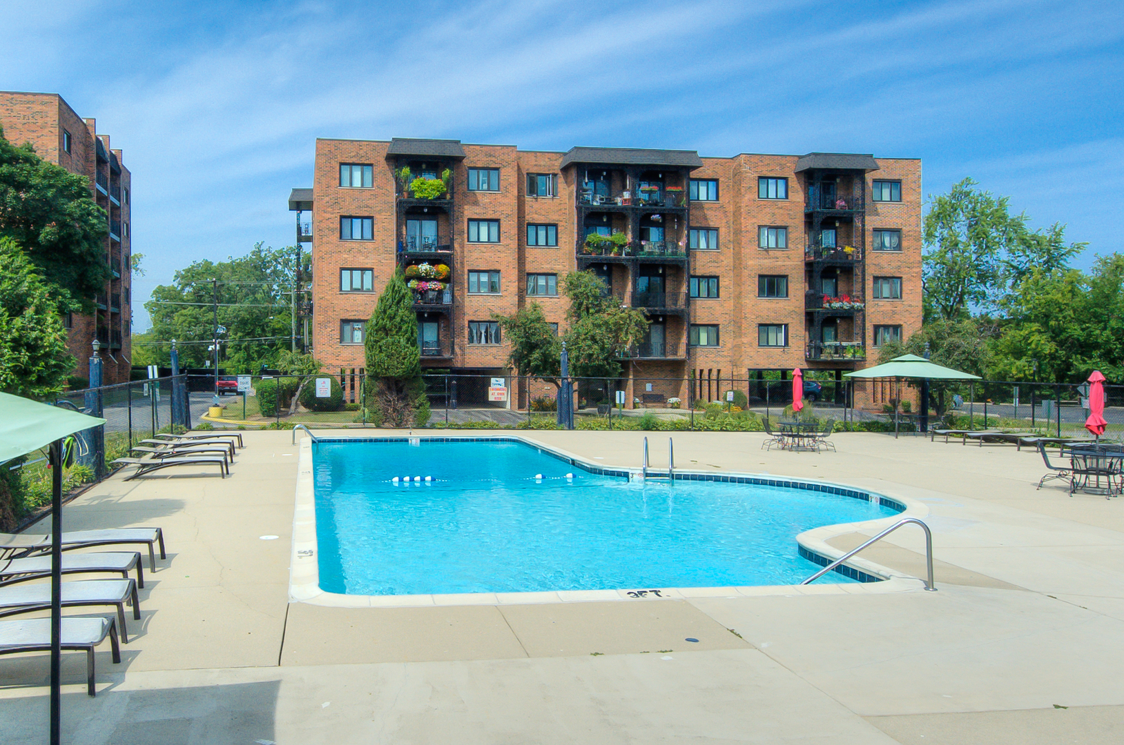 9396 Landings Lane UNIT 506, Des Plaines, IL, 60016