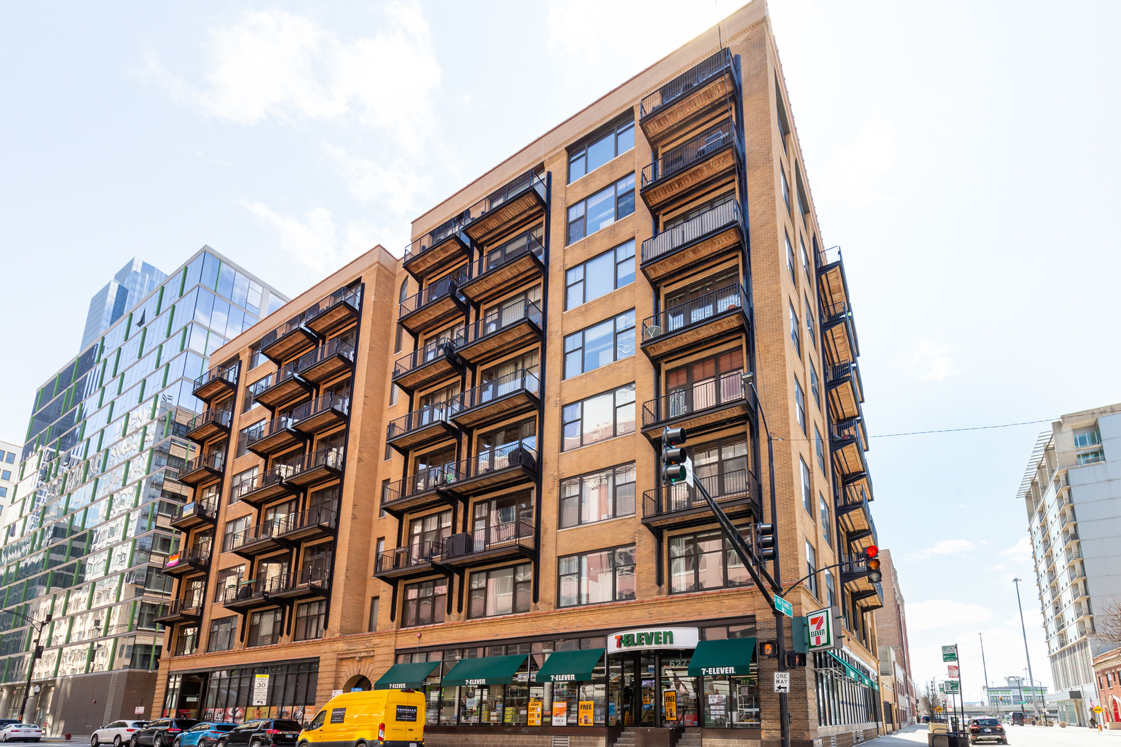 625-w-jackson-blvd-402-chicago-il-60661/hzid_aeaf38a3