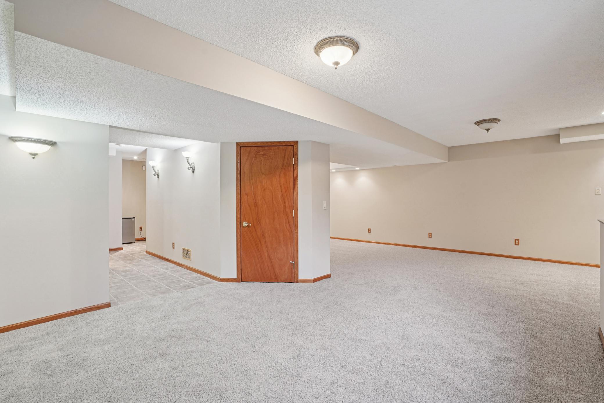 577 Eagle Ridge Road, Woodbury, MN, 55125