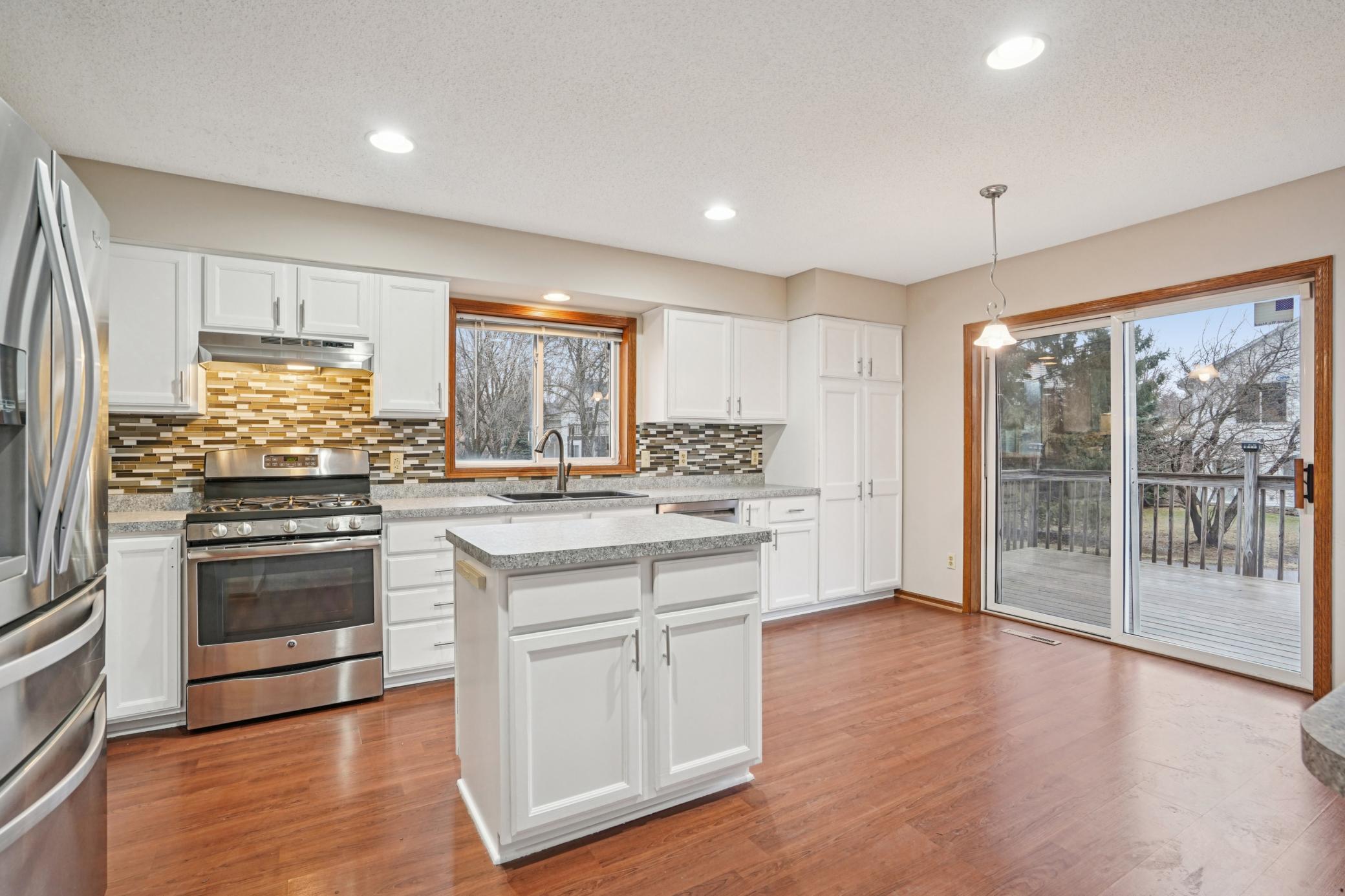 577 Eagle Ridge Road, Woodbury, MN, 55125