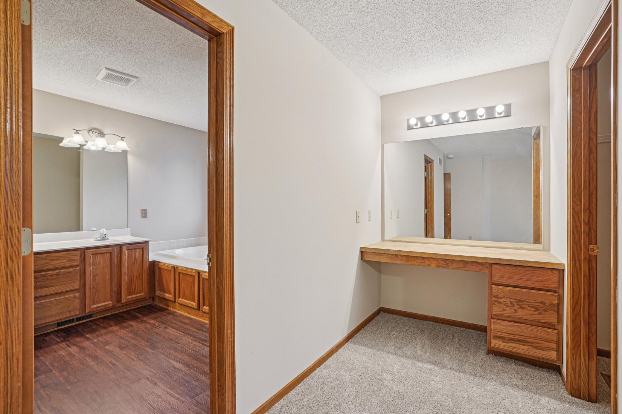 577 Eagle Ridge Road, Woodbury, MN, 55125