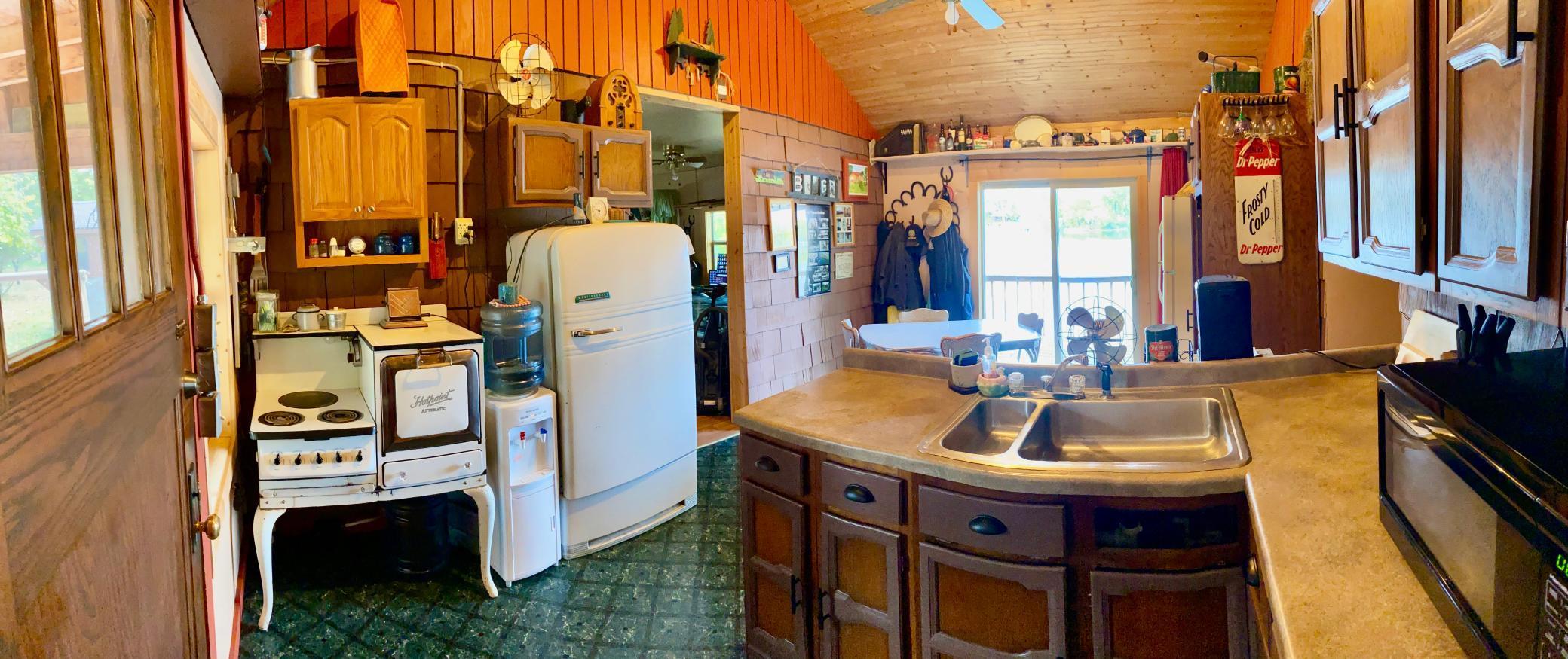 108 Lakota Island, Big Stone City, SD, 57216