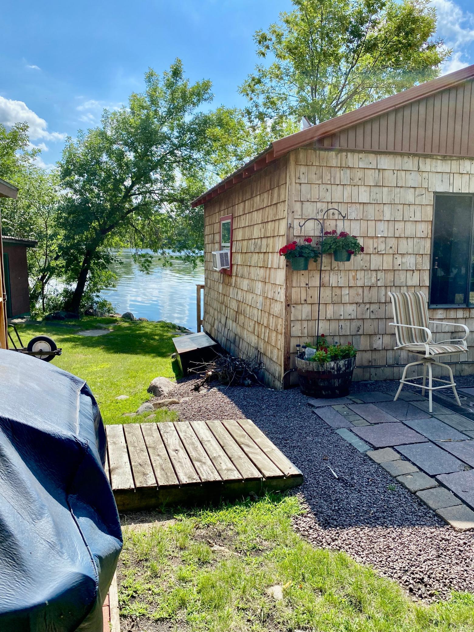 108 Lakota Island, Big Stone City, SD, 57216