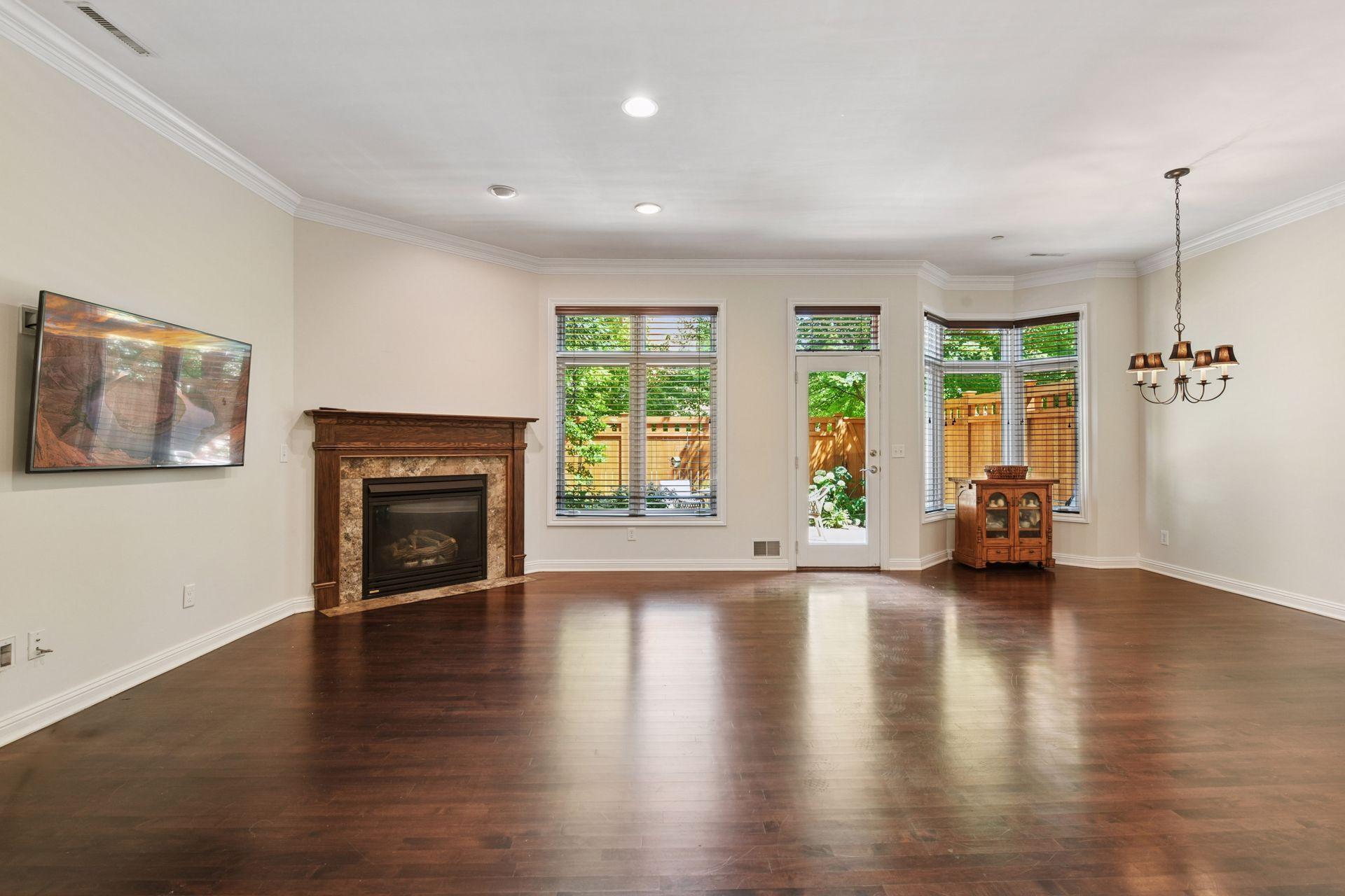 311 Coventry Lane, Edina, MN 55435 Listing Photo  17