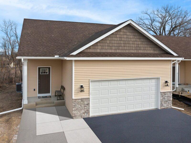 1103 Seurer Street, Elko New Market, MN, 55054