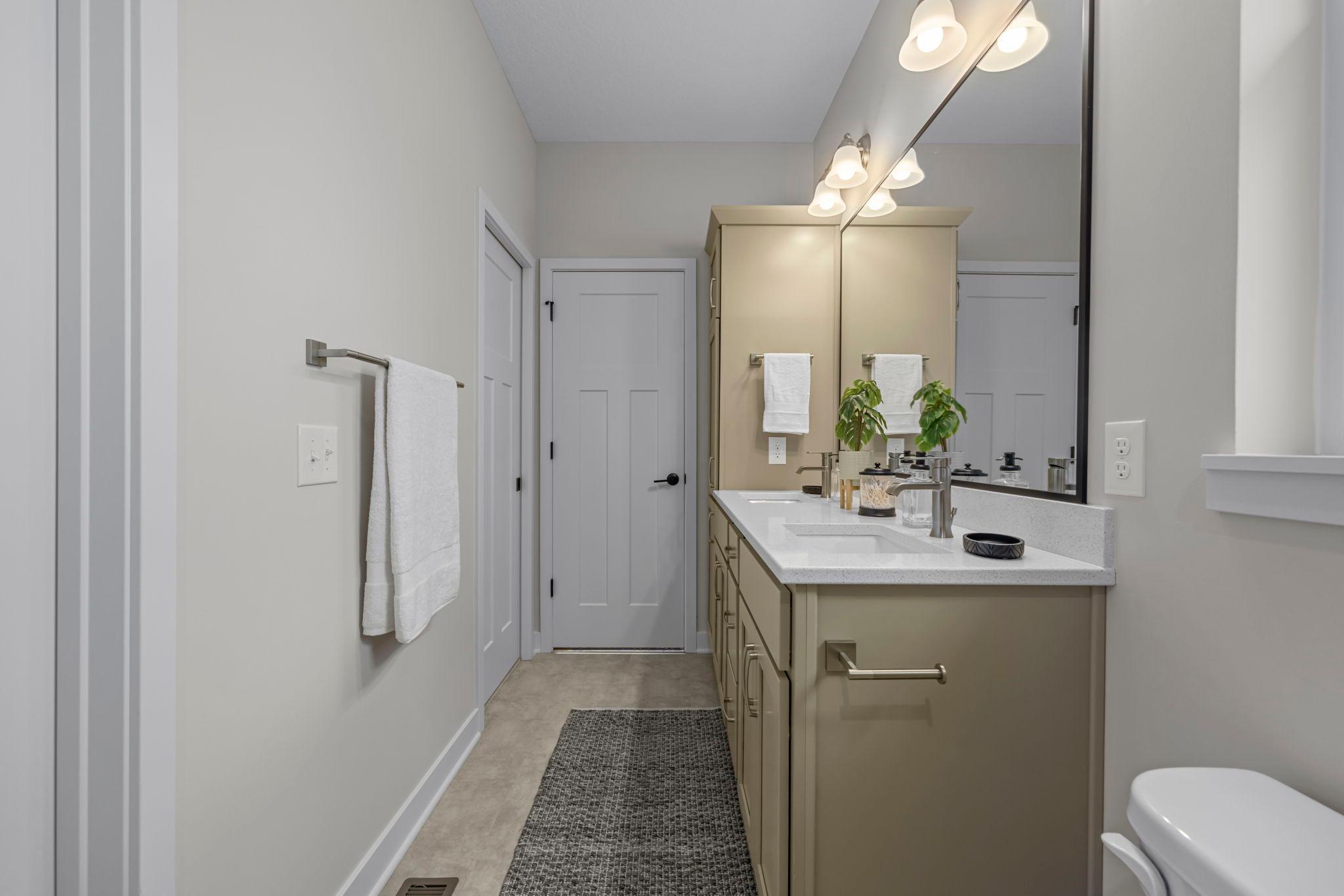 13341 Cadogan Way, Rosemount, MN, 55068