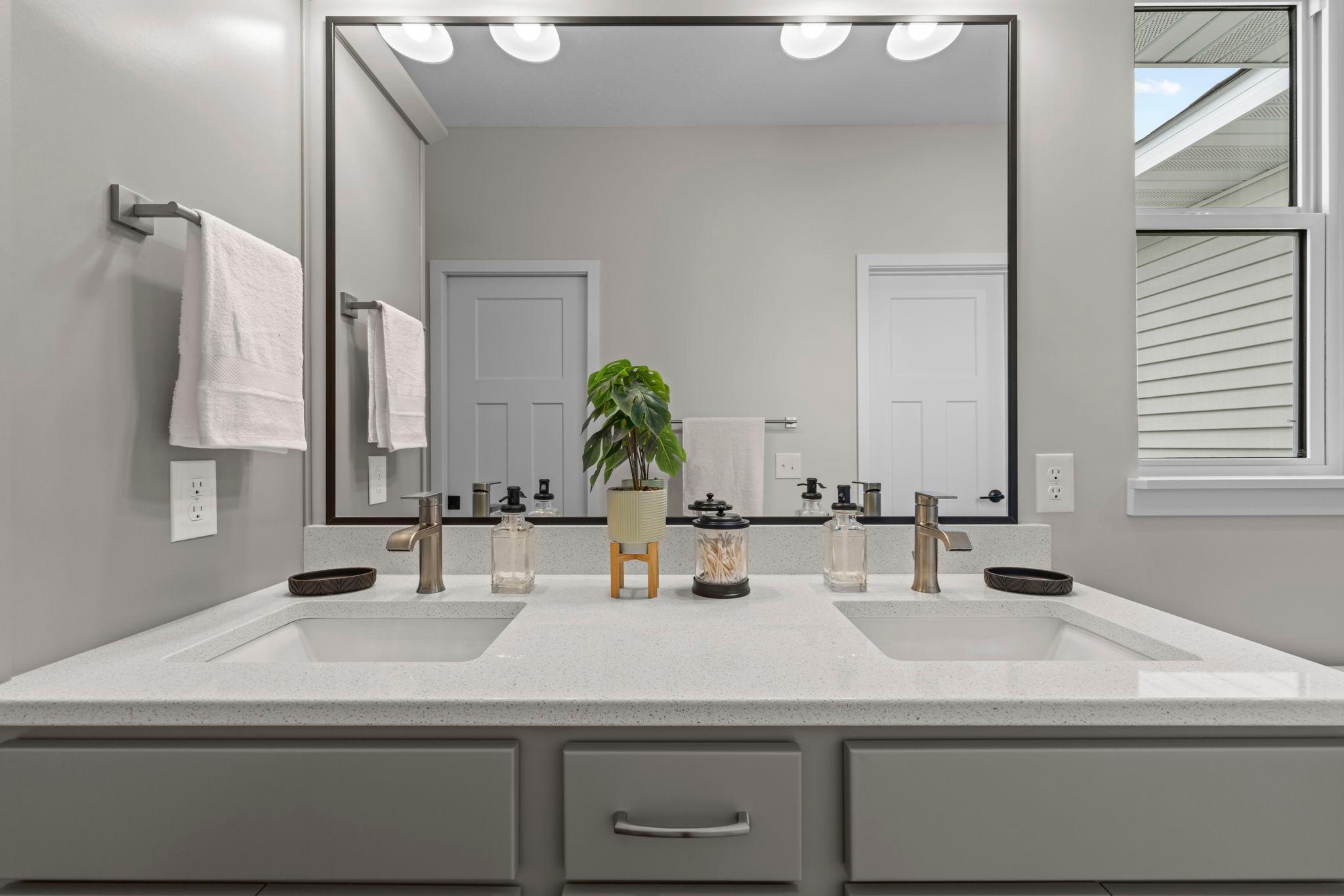 13341 Cadogan Way, Rosemount, MN, 55068