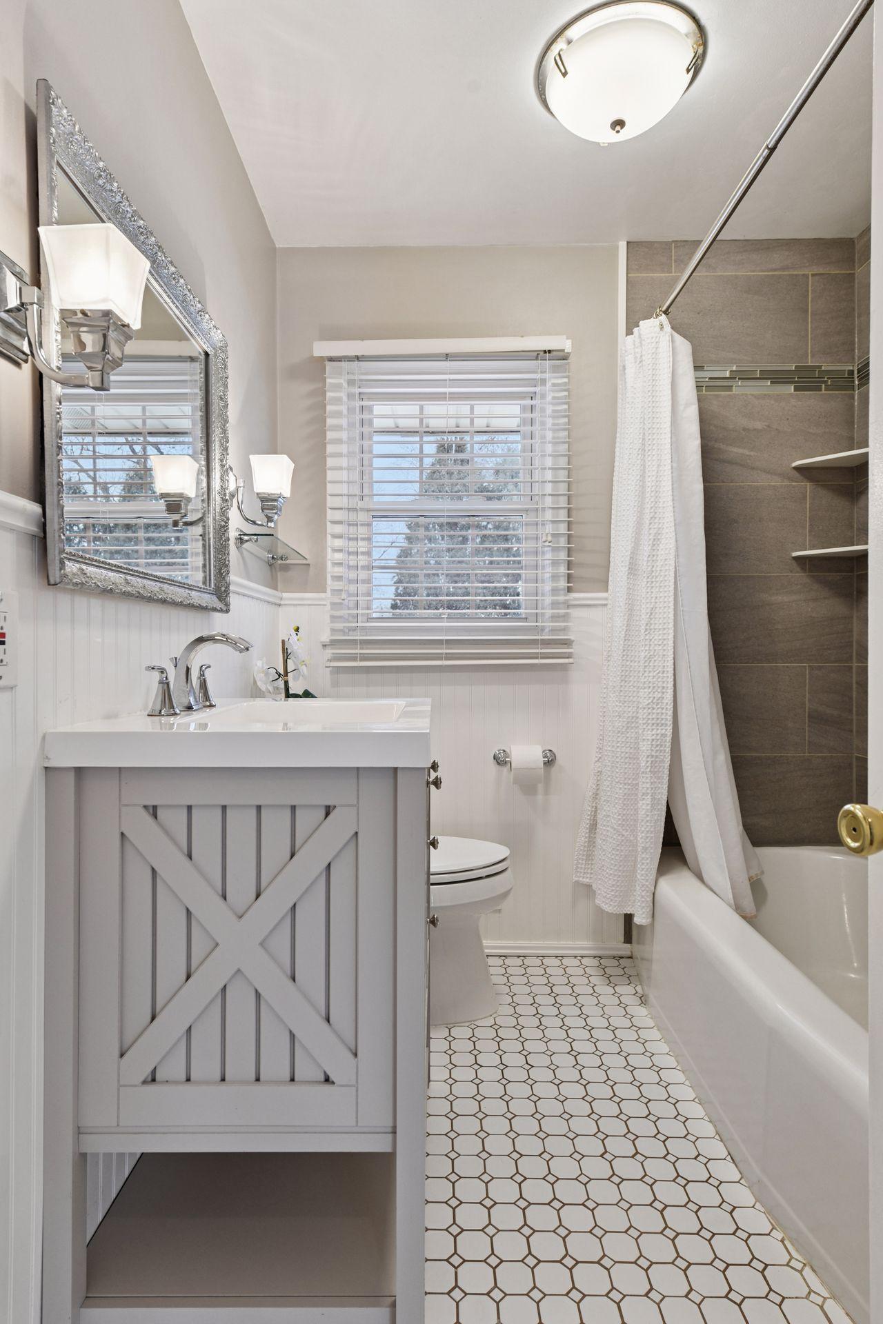 8811 Girard Avenue S, Bloomington, MN, 55420