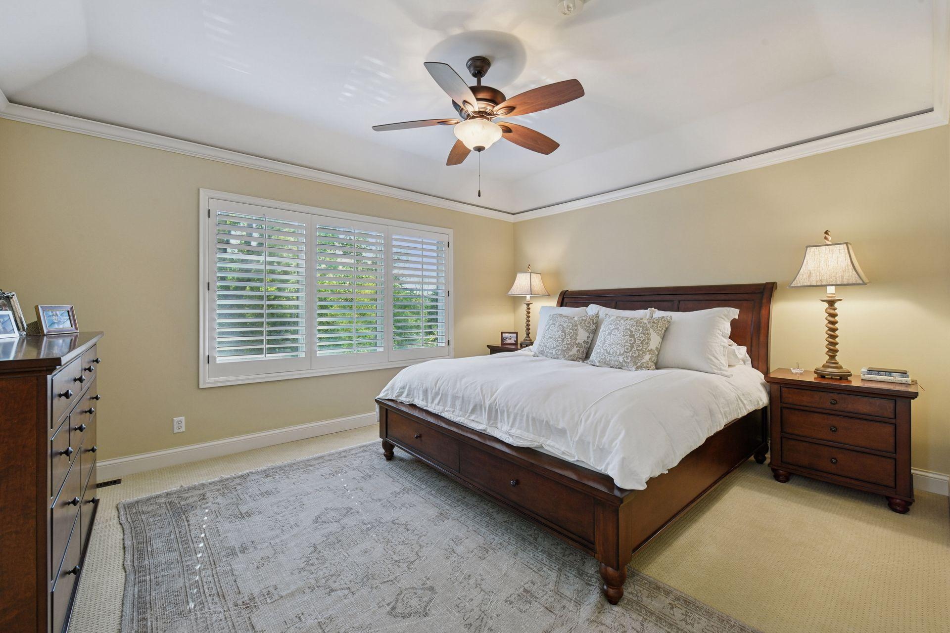 296 Grace Pointe Court, Wayzata, MN, 55391