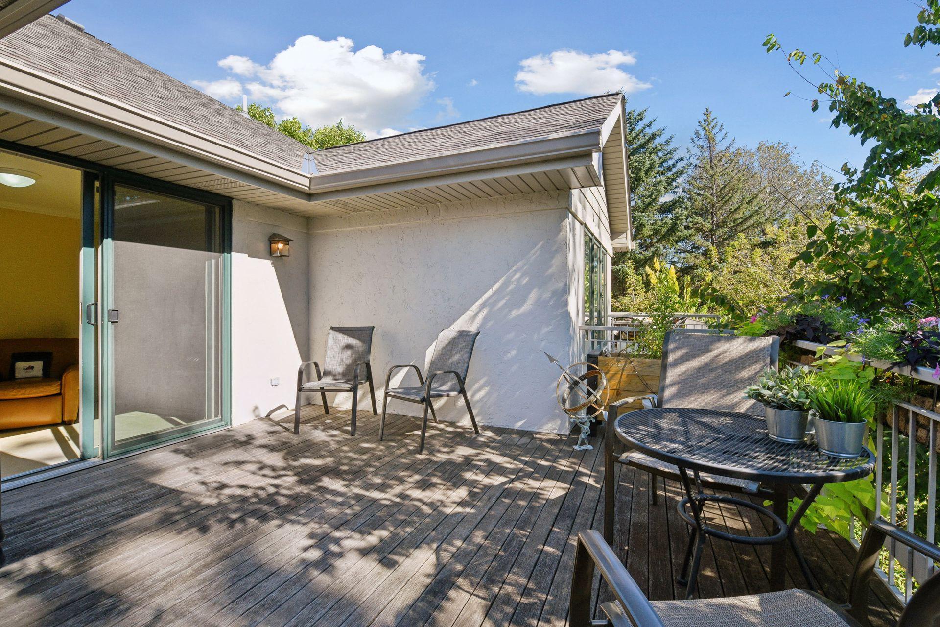 296 Grace Pointe Court, Wayzata, MN, 55391