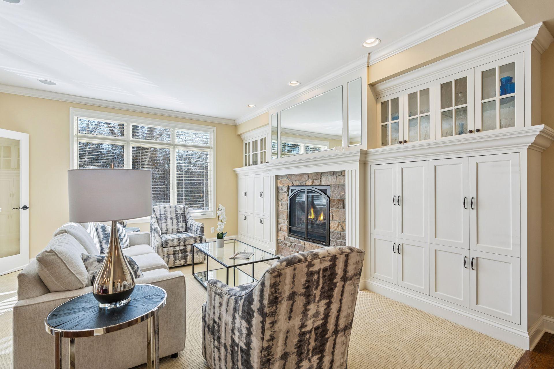 296 Grace Pointe Court, Wayzata, MN, 55391