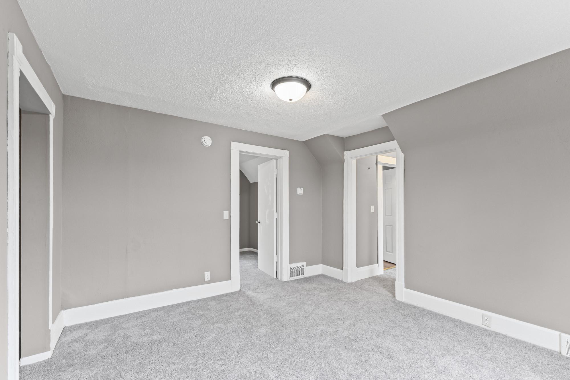 137 Cayuga Street, Saint Paul, MN, 55117