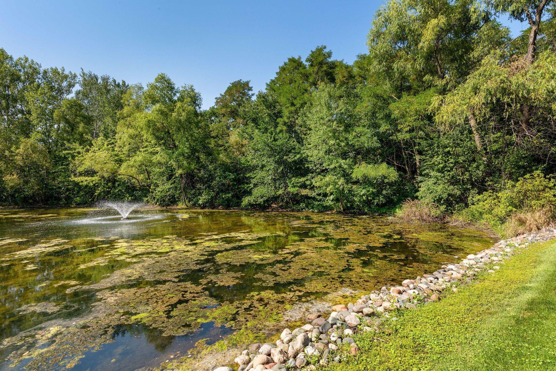 588 Willoughby Way W, Minnetonka, MN, 55305