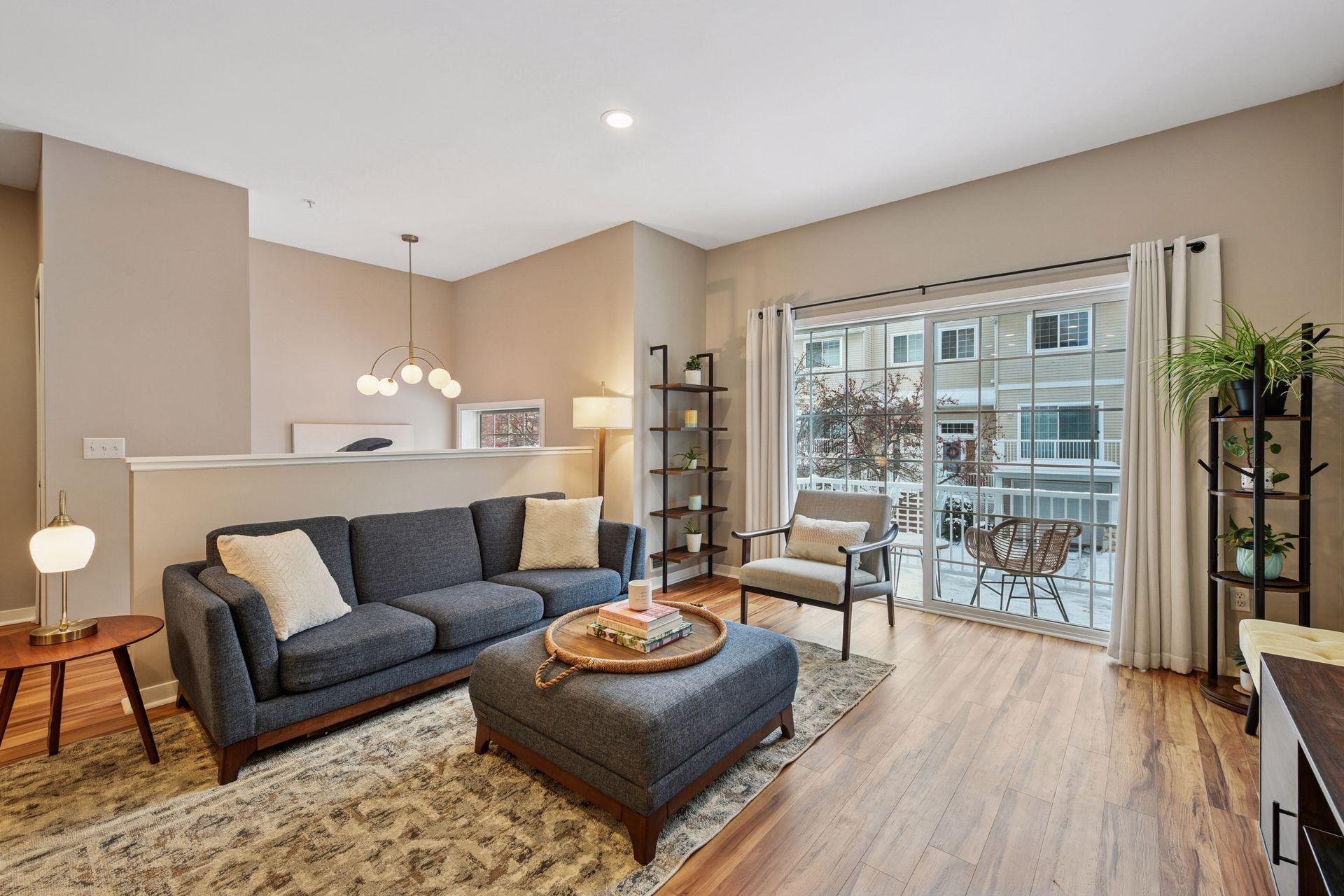 588 Willoughby Way W, Minnetonka, MN, 55305