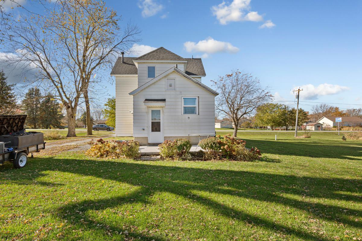 55570 State Highway 56, West Concord, MN, 55985