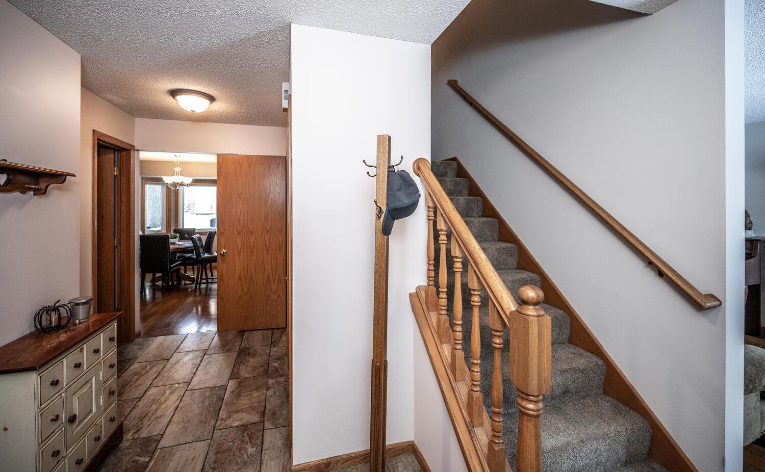 17379 Hayes Avenue, Lakeville, MN, 55044