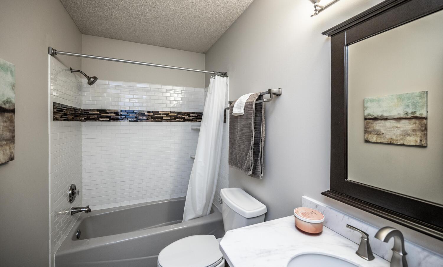 17379 Hayes Avenue, Lakeville, MN, 55044