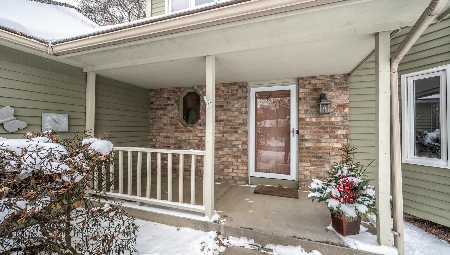 17379 Hayes Avenue, Lakeville, MN, 55044