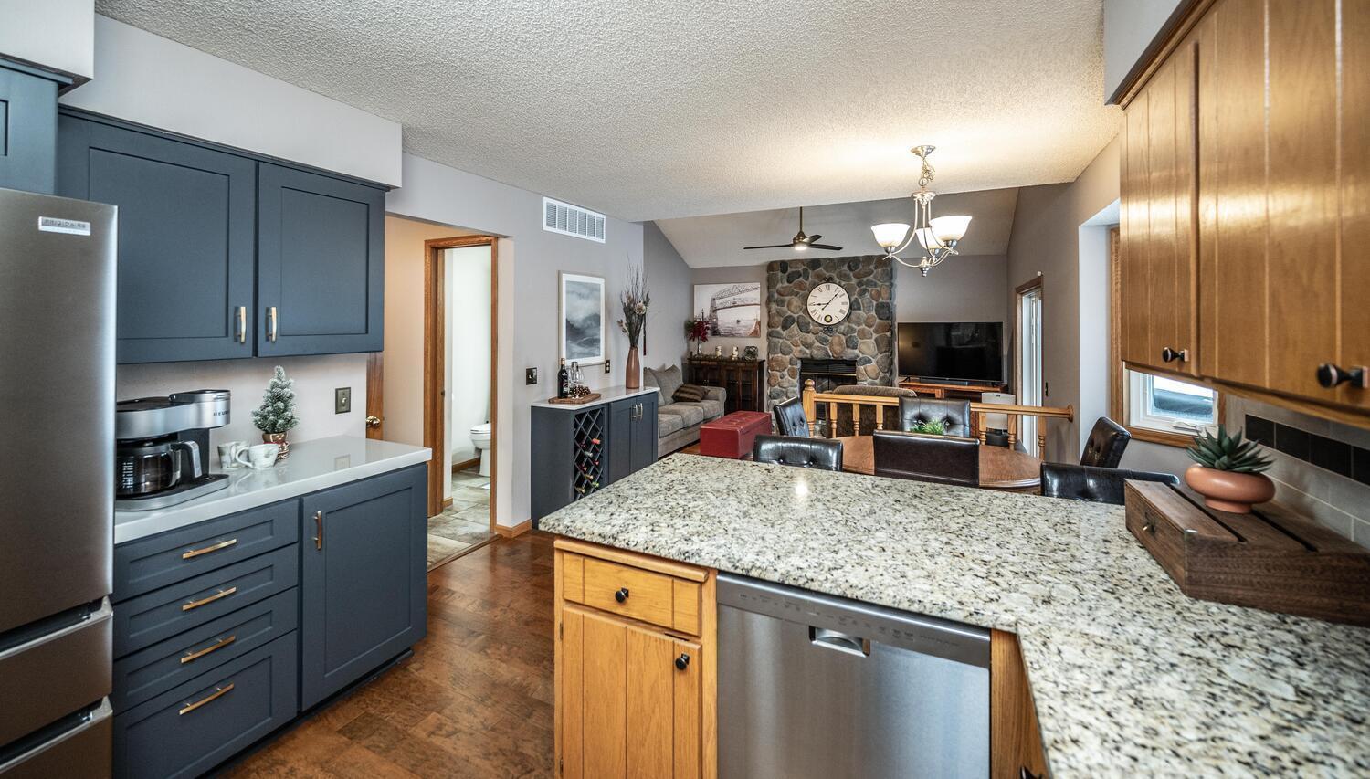 17379 Hayes Avenue, Lakeville, MN, 55044