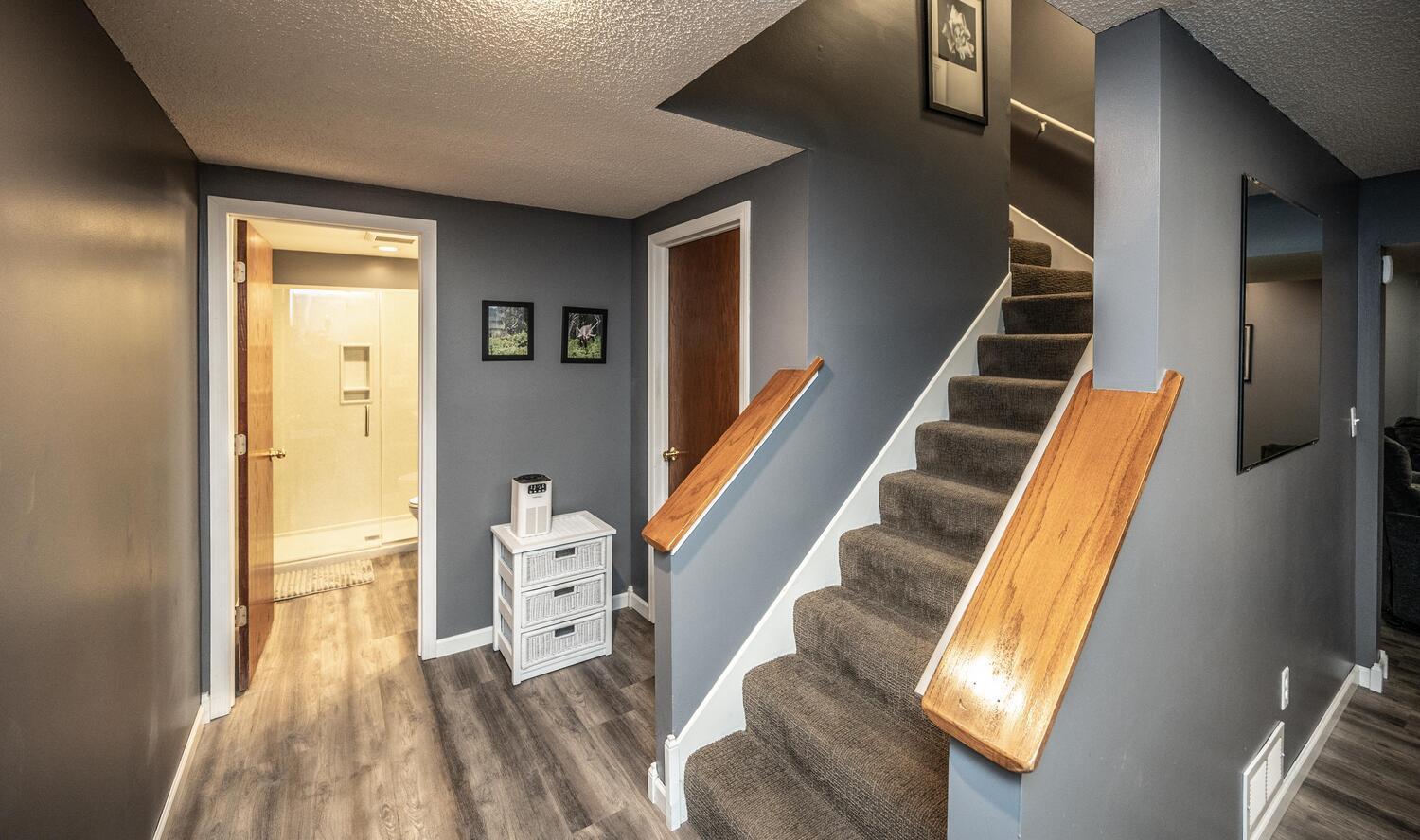 17379 Hayes Avenue, Lakeville, MN, 55044