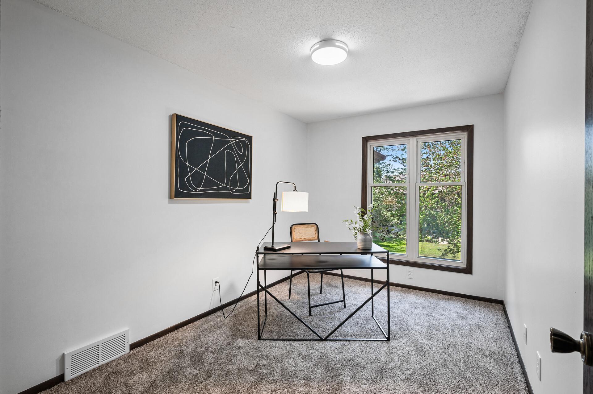 1940 Dupont Avenue S, Minneapolis, MN, 55403