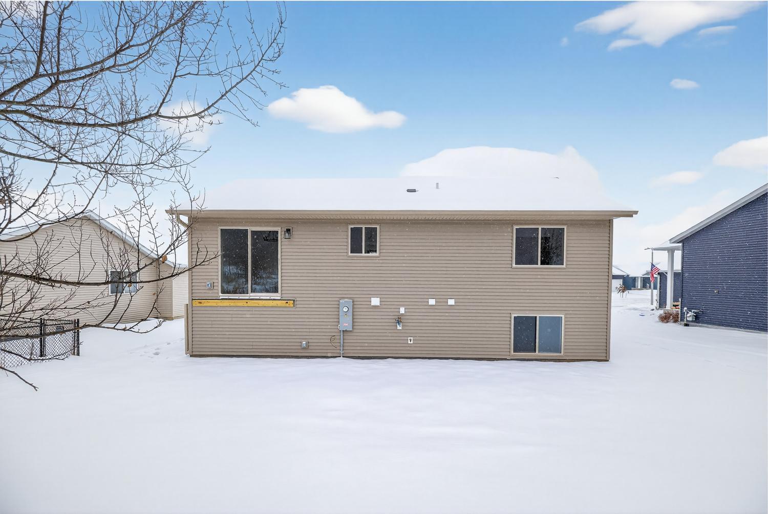 2163 Hadley Hills Drive NE, Rochester, MN, 55906