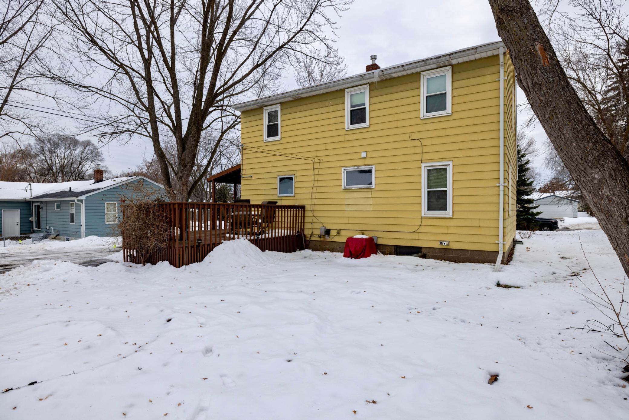 1442 Sandhurst Avenue E, Maplewood, MN, 55109