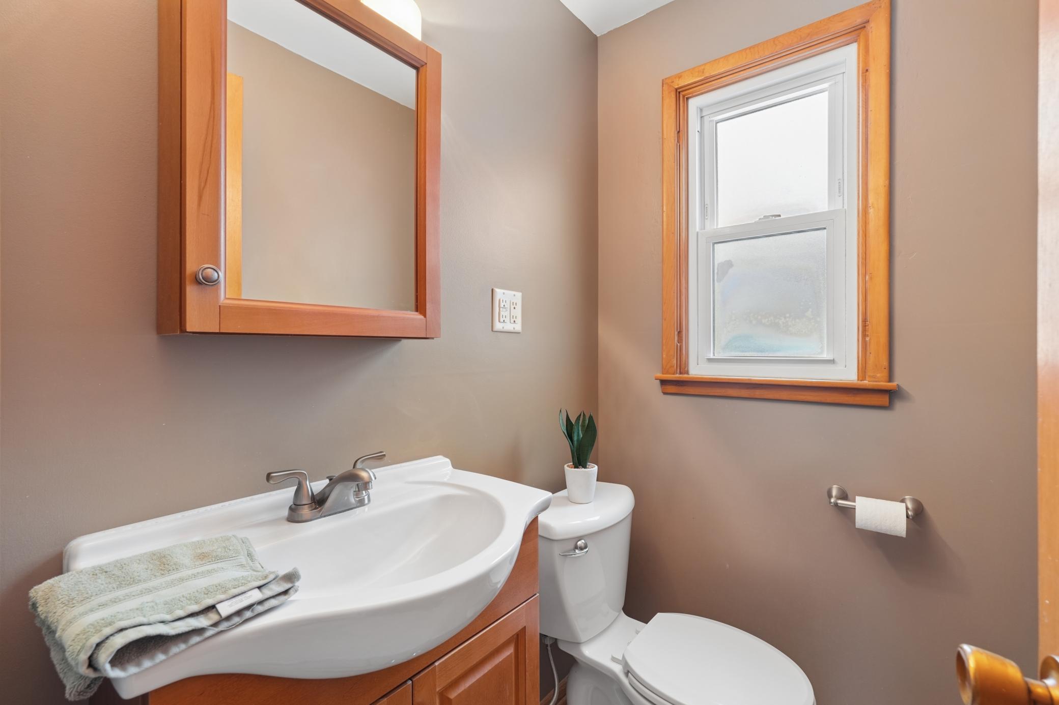 8190 Ingberg Trail S, Cottage Grove, MN, 55016