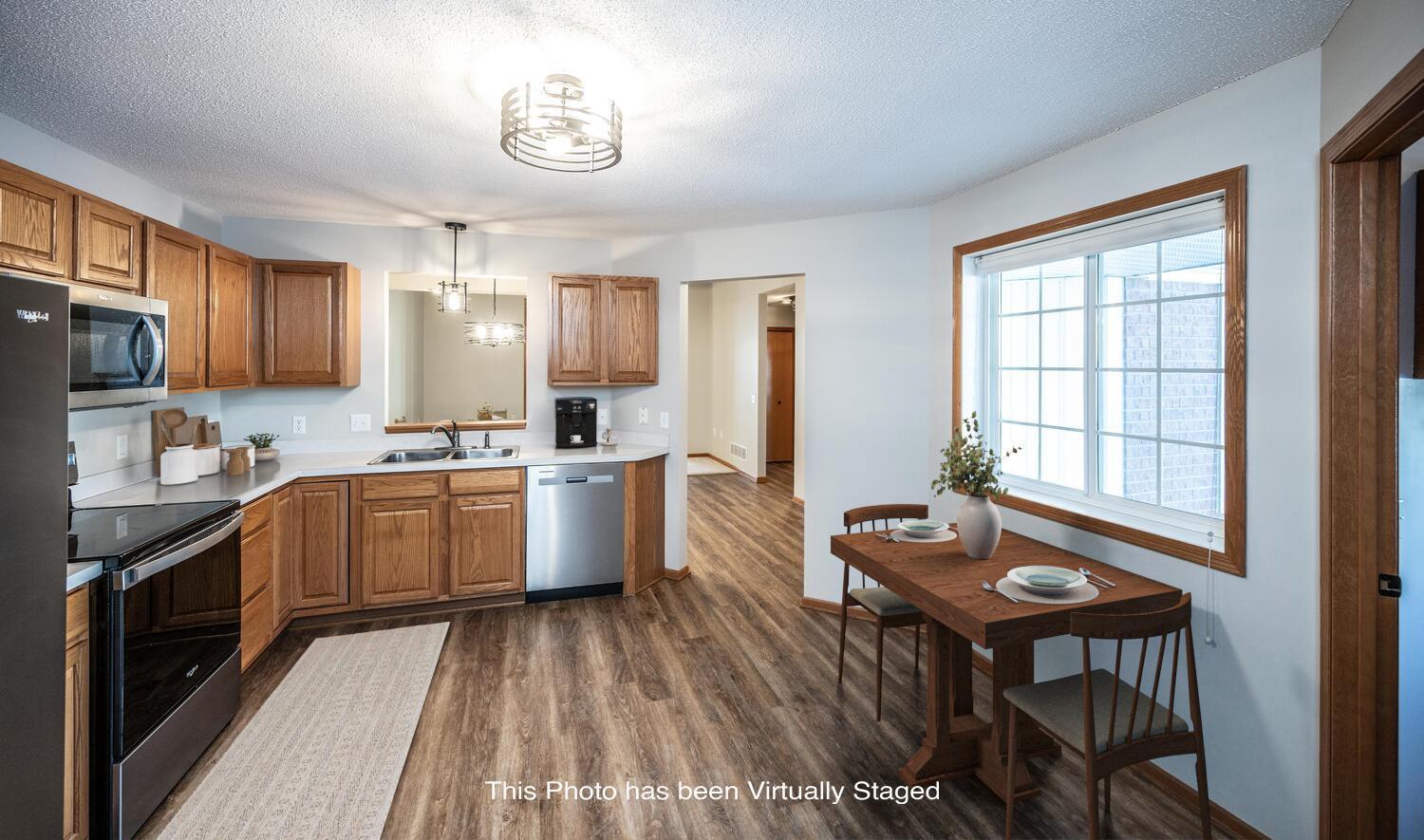 15664 Flackwood Way, Apple Valley, MN, 55124