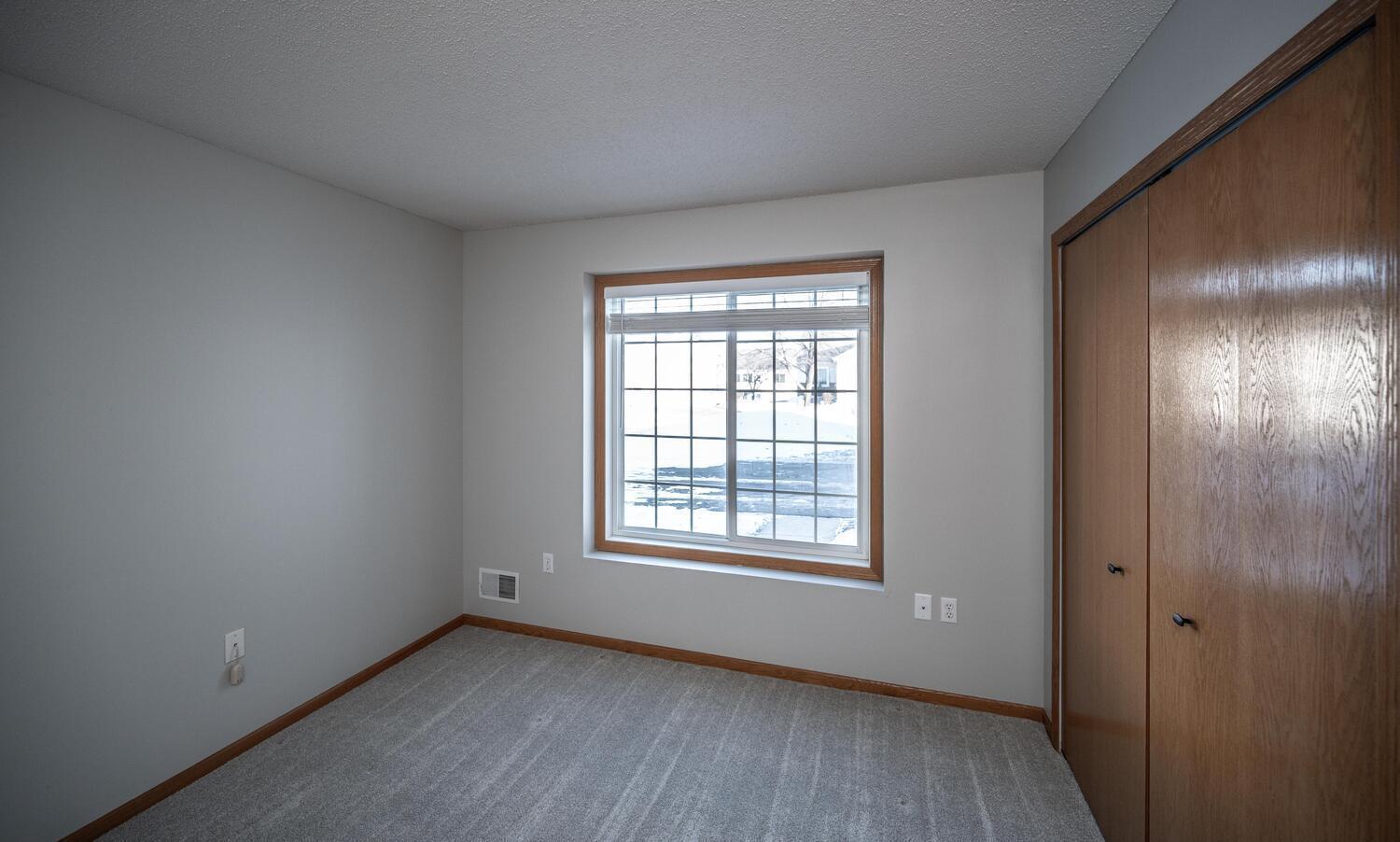 15664 Flackwood Way, Apple Valley, MN, 55124