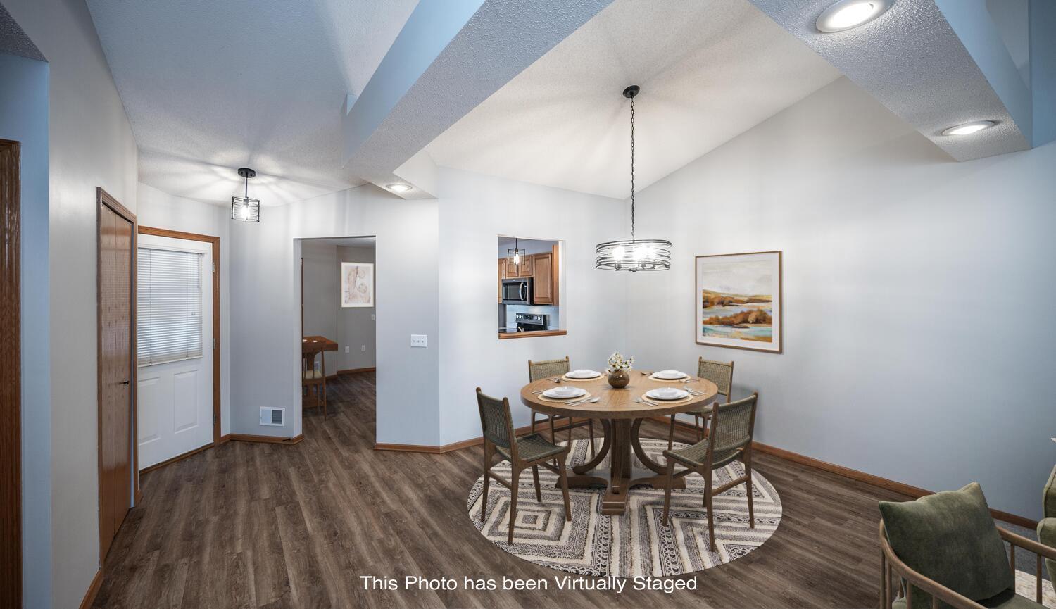 15664 Flackwood Way, Apple Valley, MN, 55124