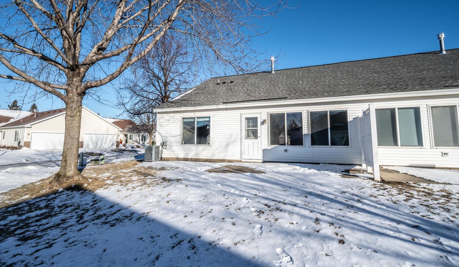 15664 Flackwood Way, Apple Valley, MN, 55124