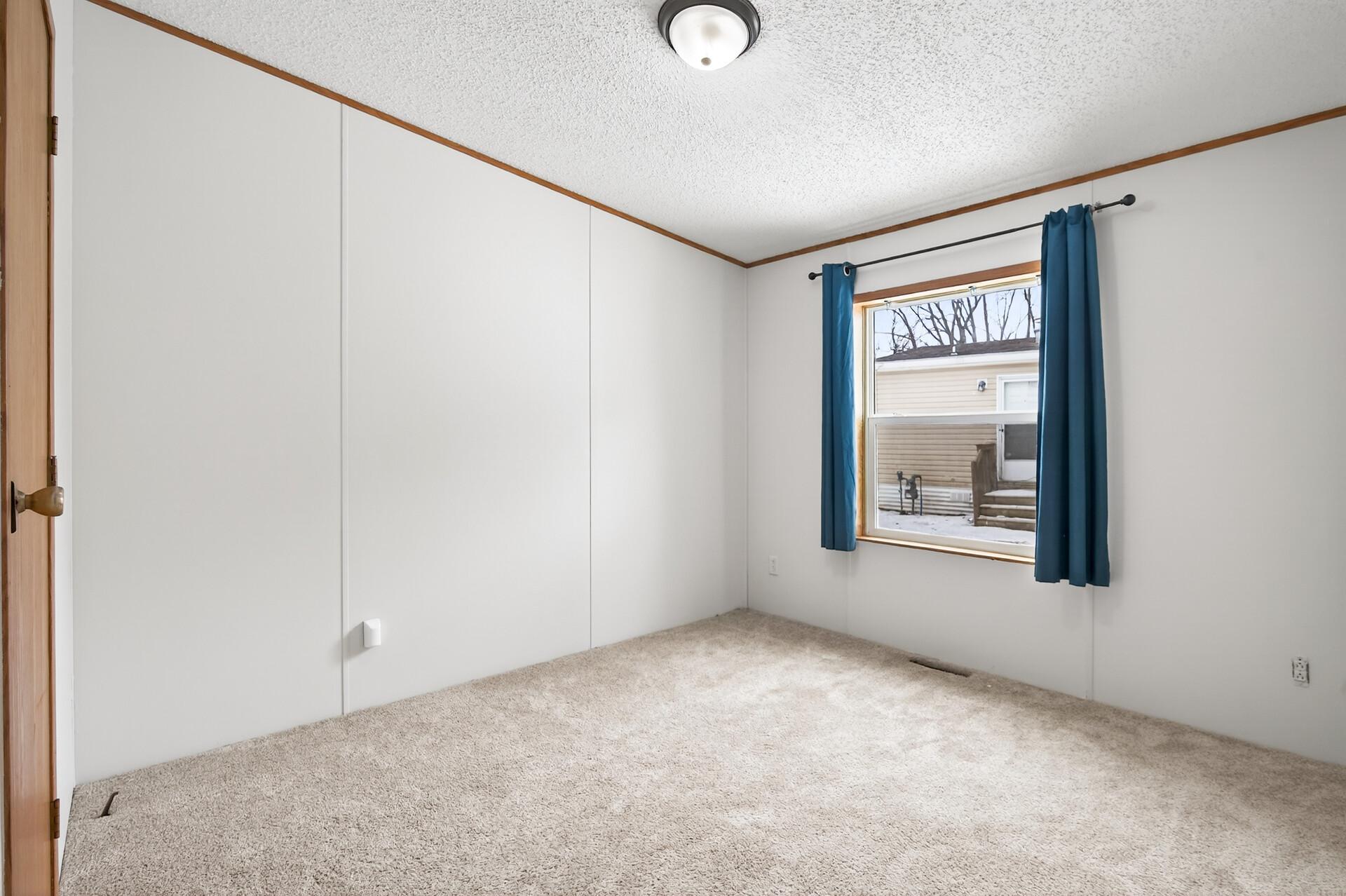 901 Hamlet Circle, Lakeville, MN, 55044