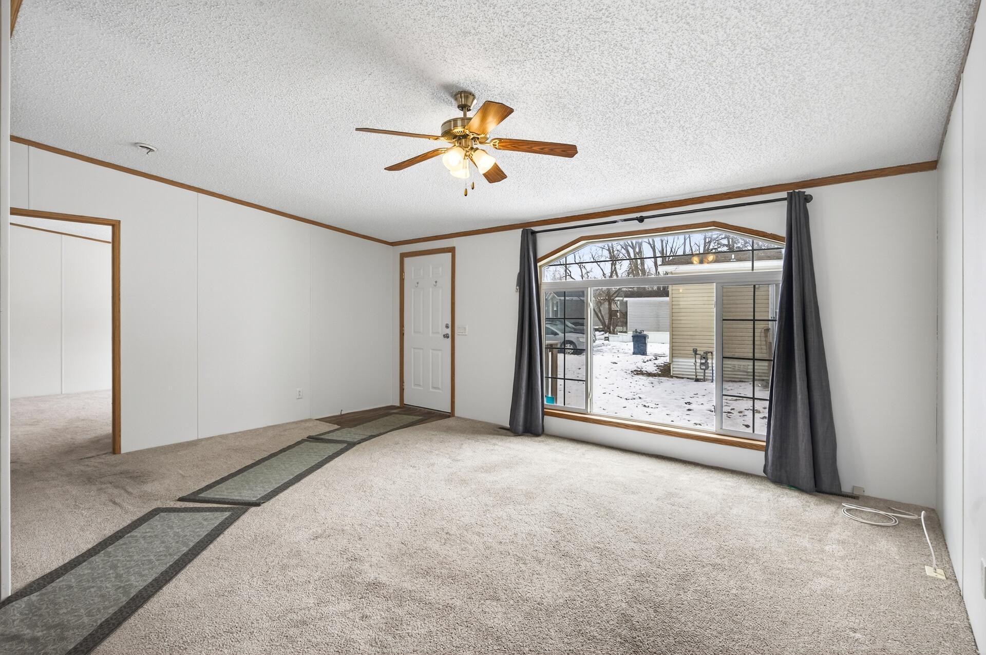 901 Hamlet Circle, Lakeville, MN, 55044