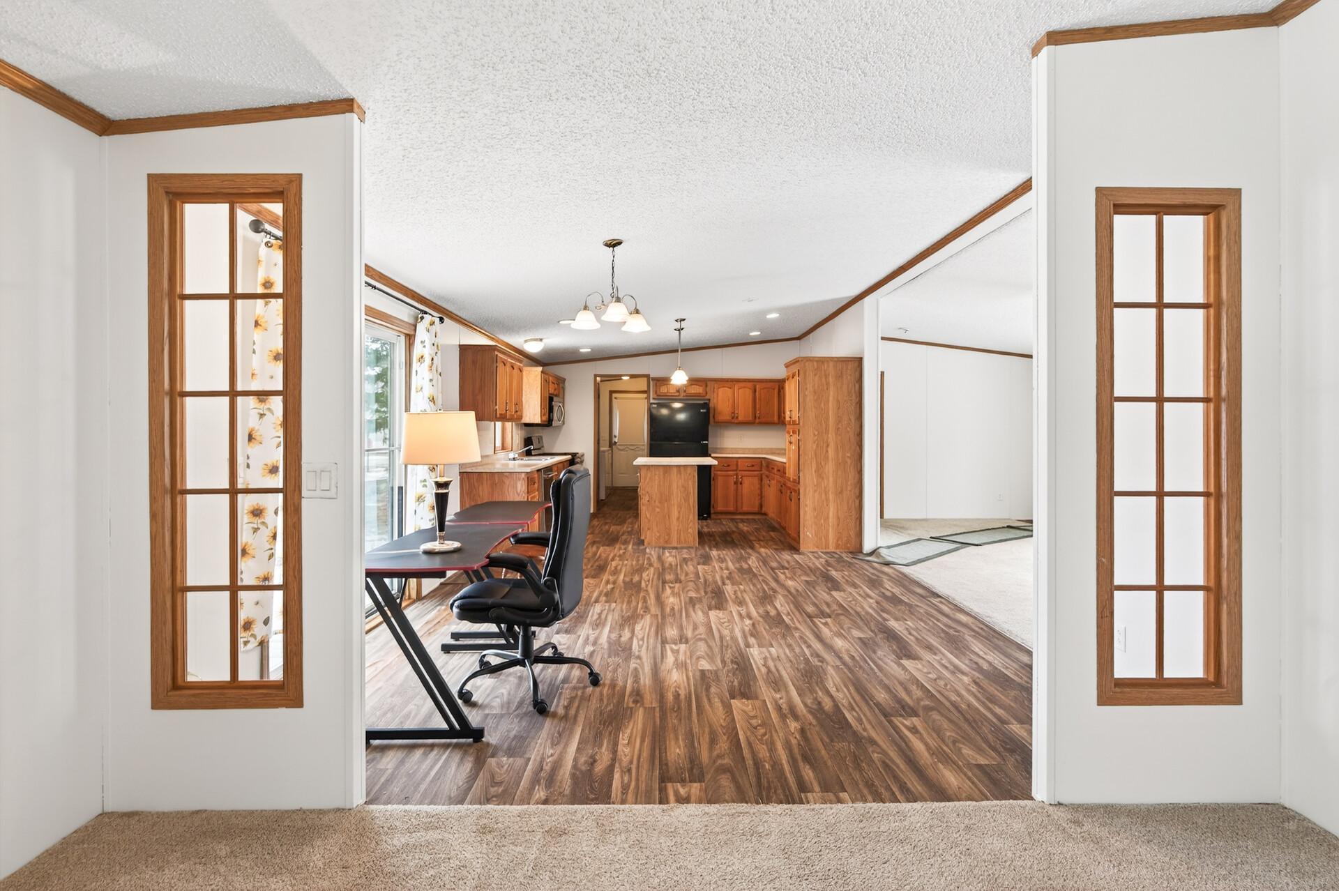 901 Hamlet Circle, Lakeville, MN, 55044