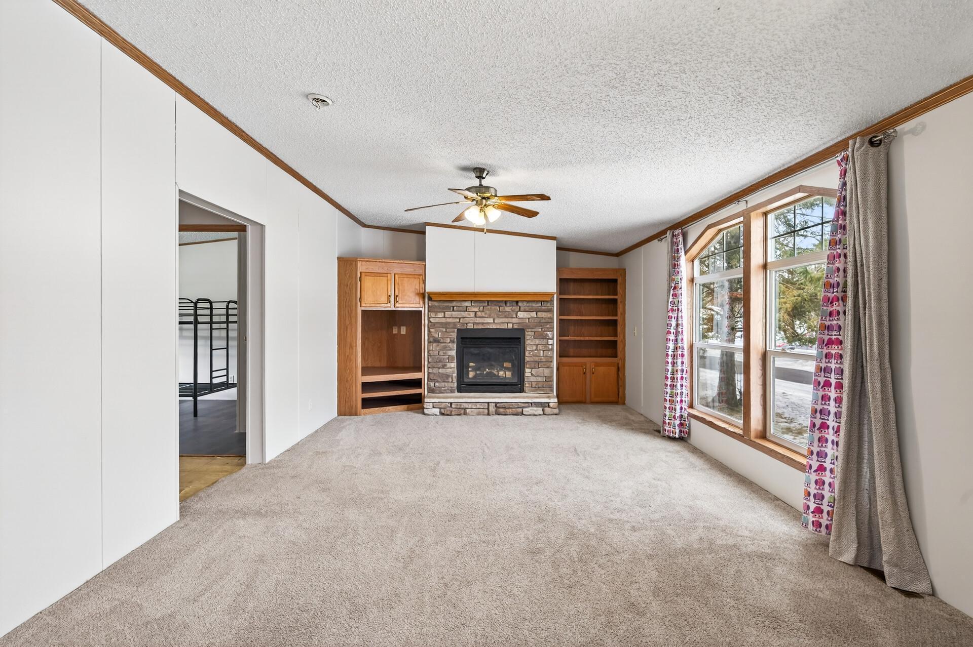 901 Hamlet Circle, Lakeville, MN, 55044