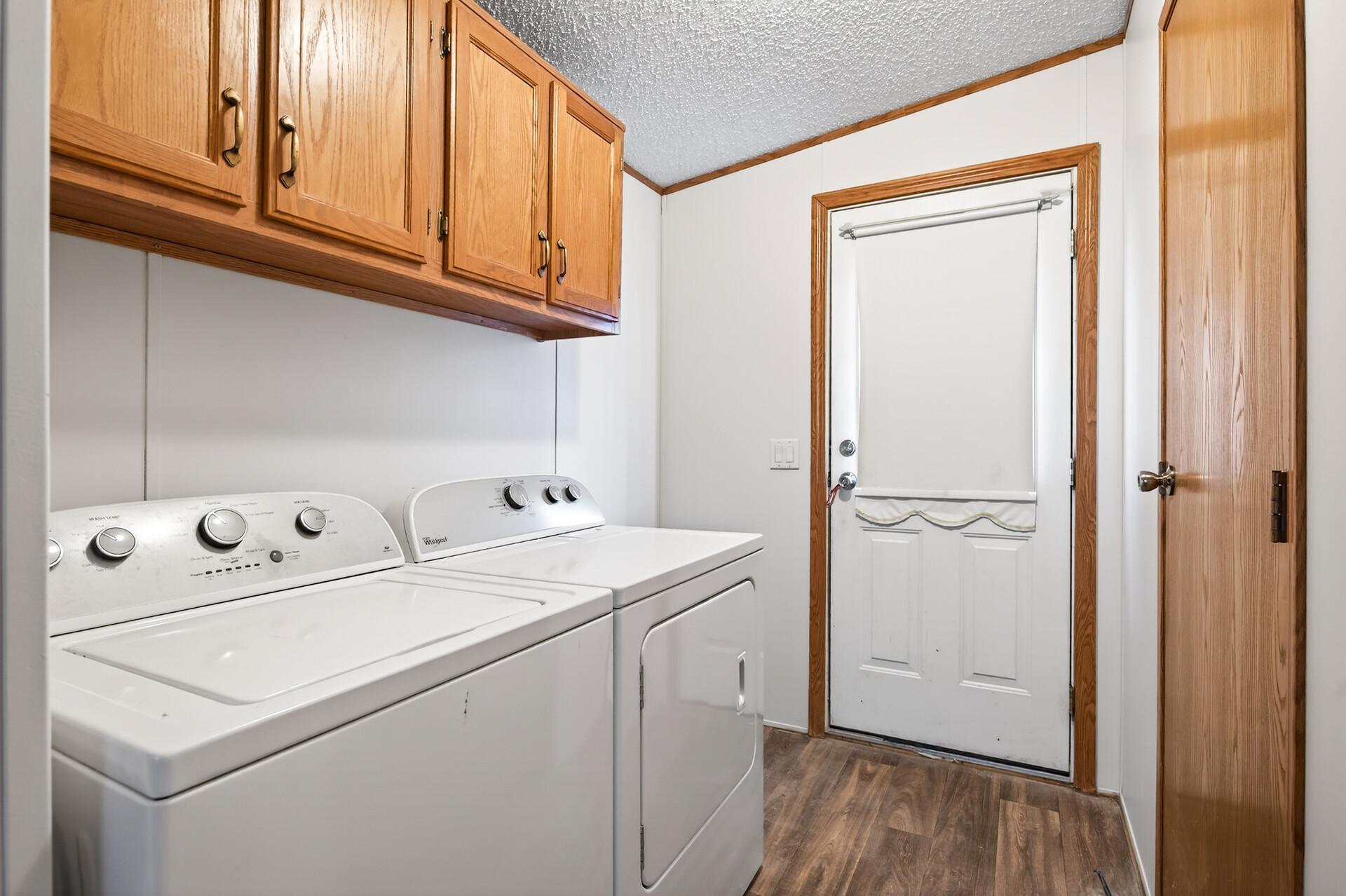 901 Hamlet Circle, Lakeville, MN, 55044