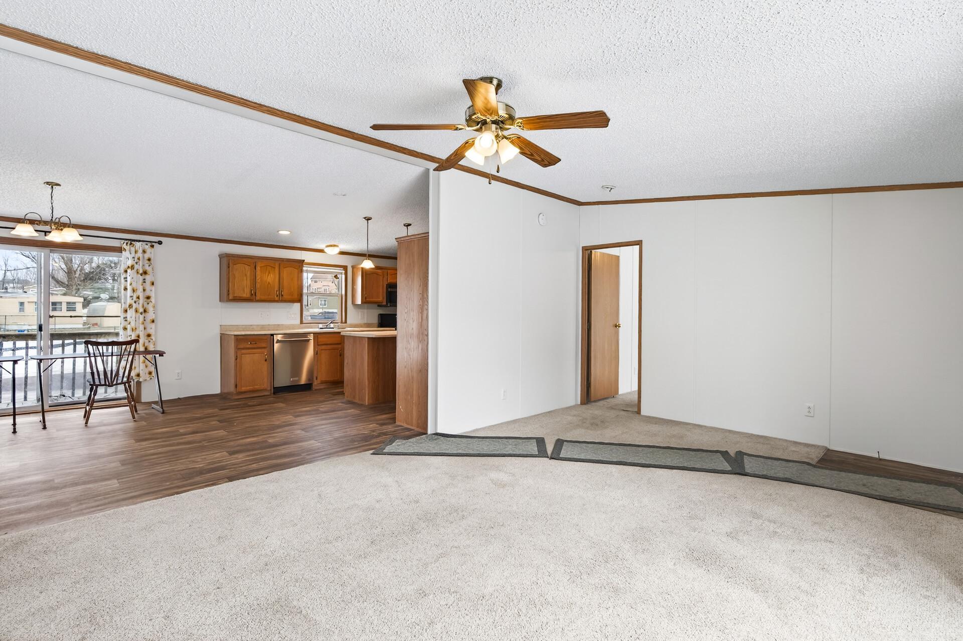 901 Hamlet Circle, Lakeville, MN, 55044