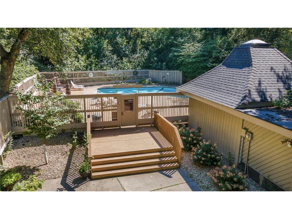 82 Walden Street, Burnsville, MN, 55337