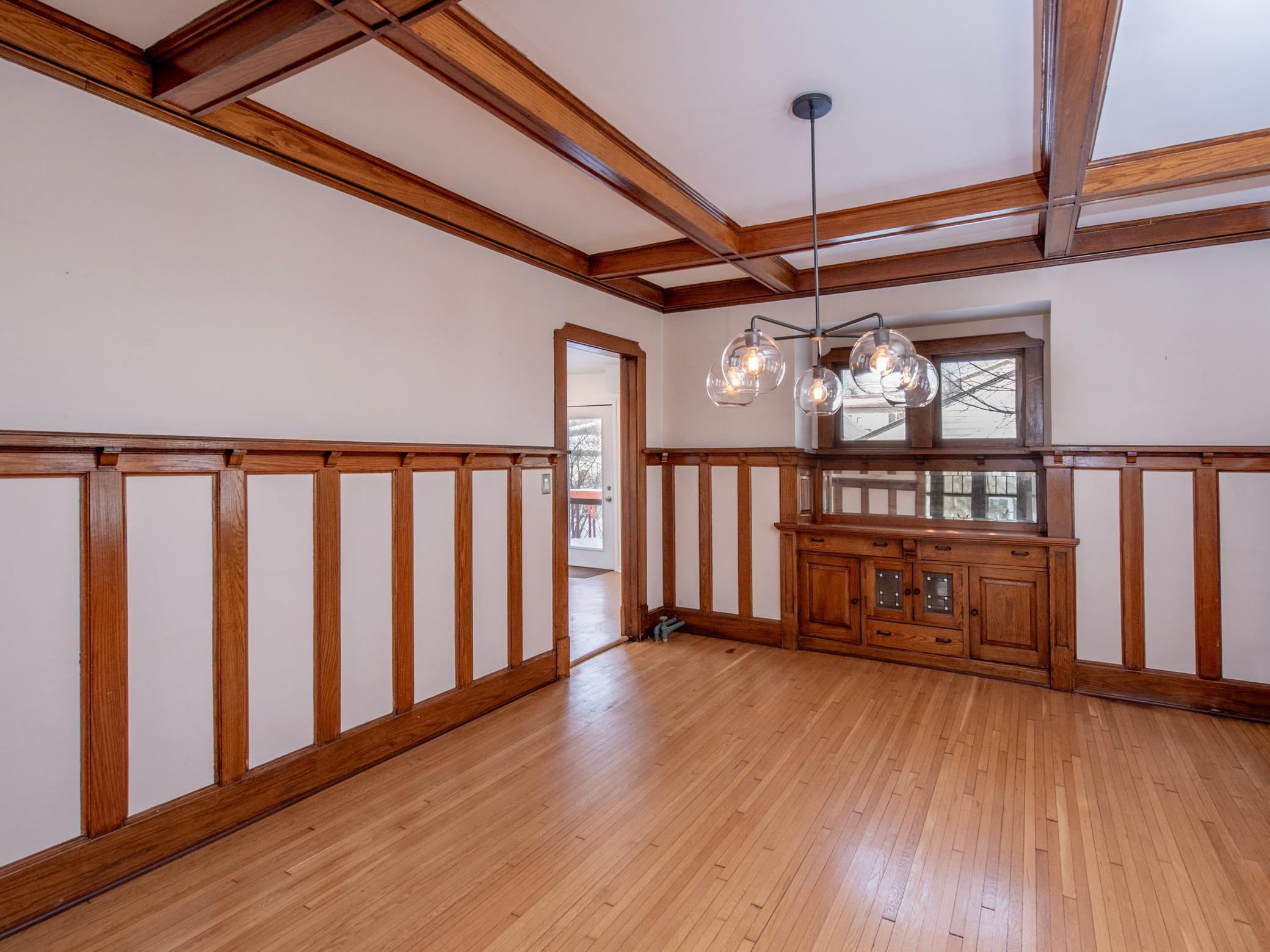 2111 Dayton Avenue, Saint Paul, MN, 55104