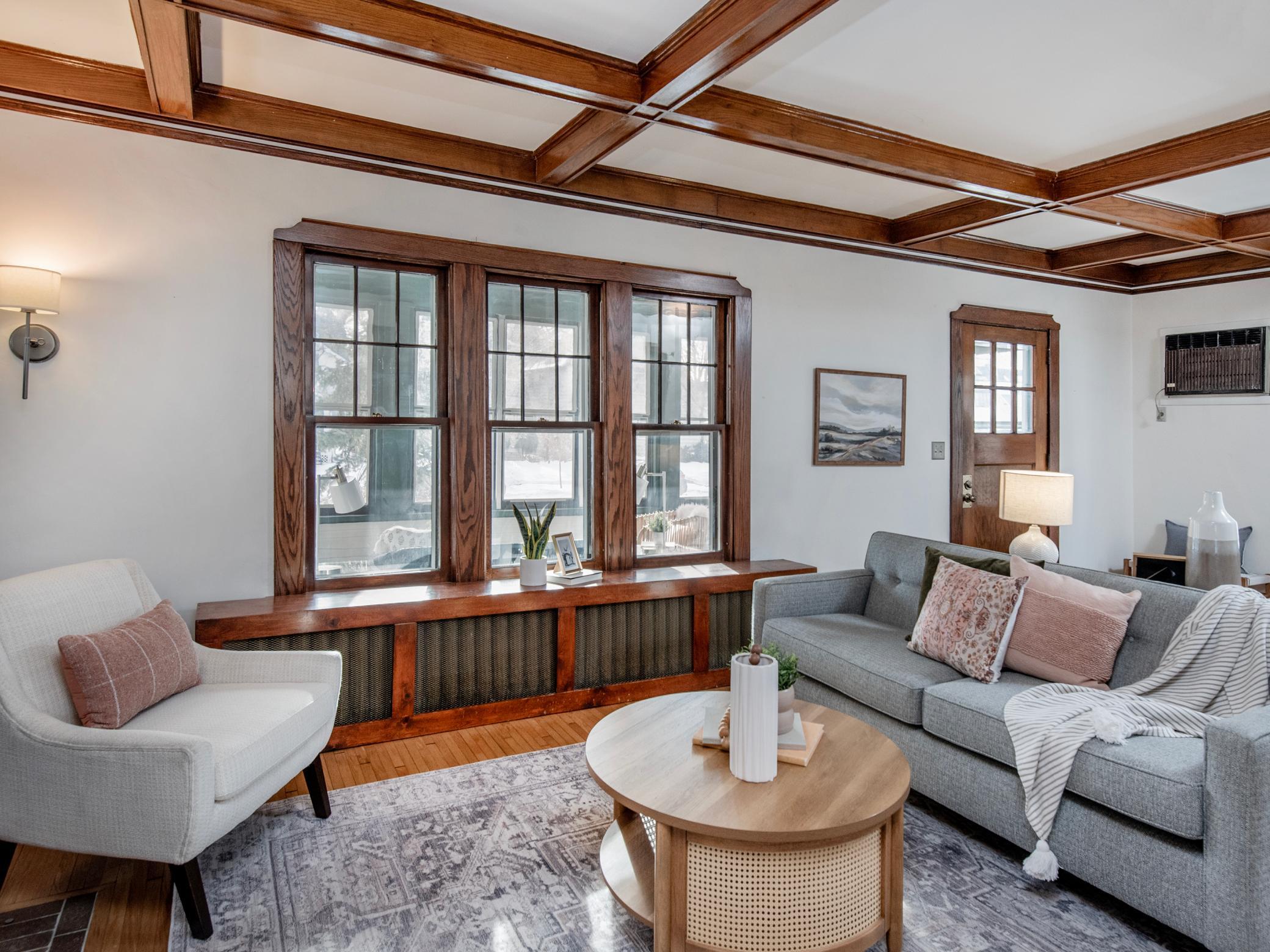 2111 Dayton Avenue, Saint Paul, MN, 55104