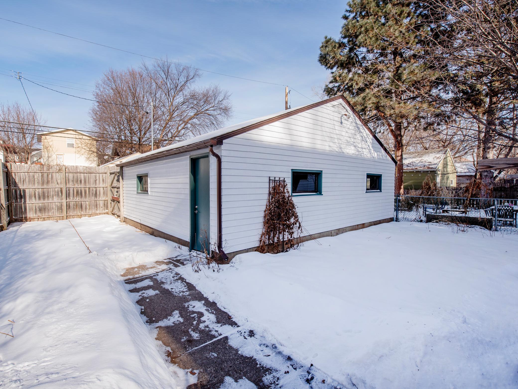 2111 Dayton Avenue, Saint Paul, MN, 55104